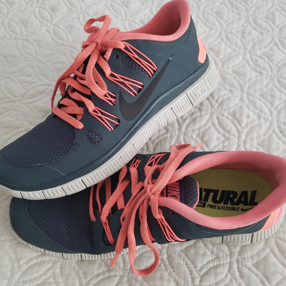Nike Free 5.0 Women's Size 9.5 Running Shoes